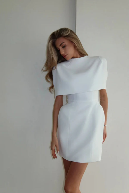 Conjunto de Vestido y Chal"